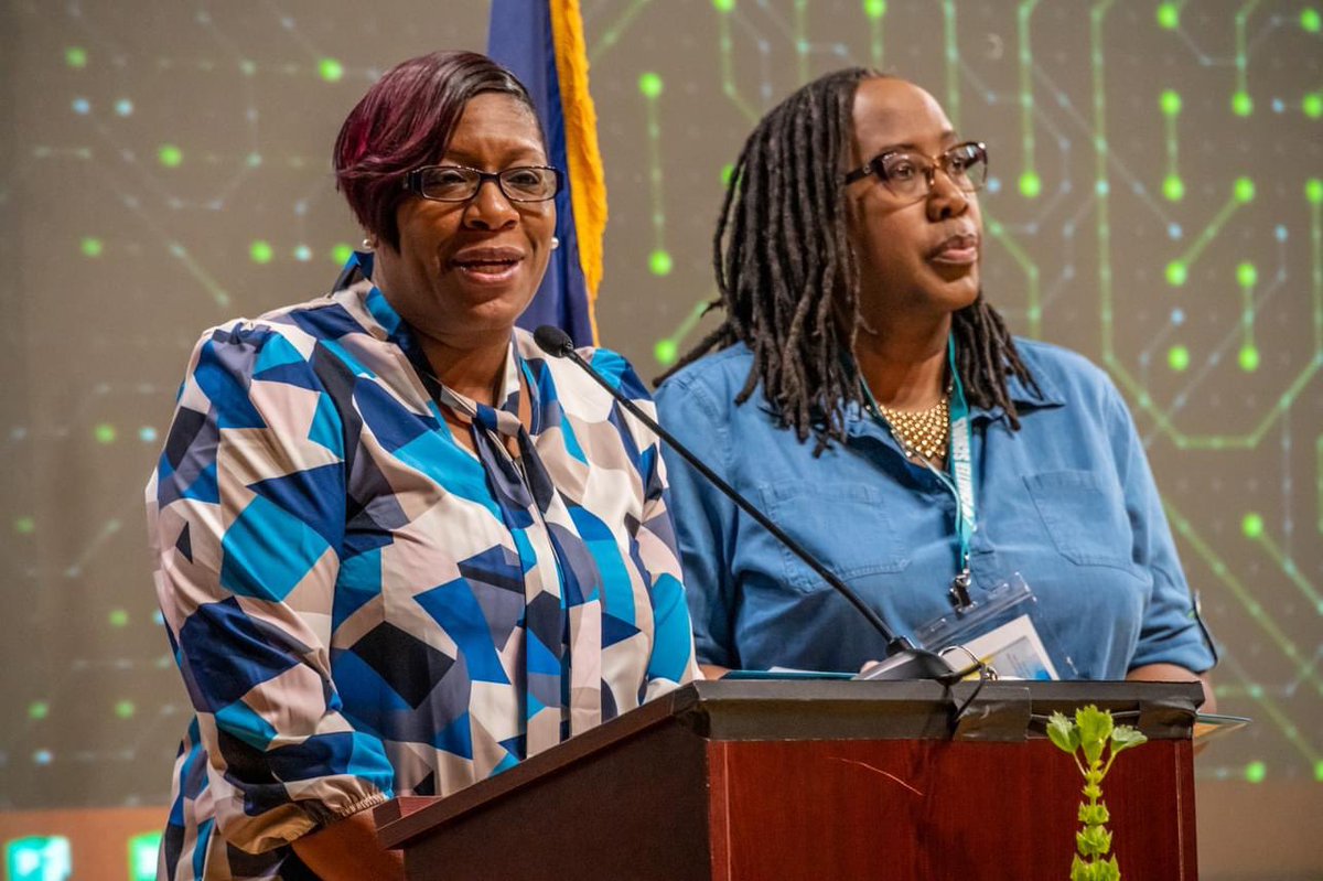 PACharters2023's tweet image. 2022 PCPCS Conference

#PCPCSRechargeConference 
#PCPCS
#Legacy
#25yearscharterschool
#brickandmortar 
#cyber
#recharge 
#pacharterschool