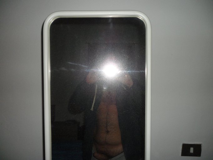 devo proprio dare una bella pulita allo specchio 🧐 si si @PornhubModels @Pornhub #mirrorselfie #jerkoff<a href="/tag/mirrorselfie"class="tags"><span>#mirrorselfie</span></a><a href="/tag/jerkoff"class="tags"><span>#jerkoff</span></a>