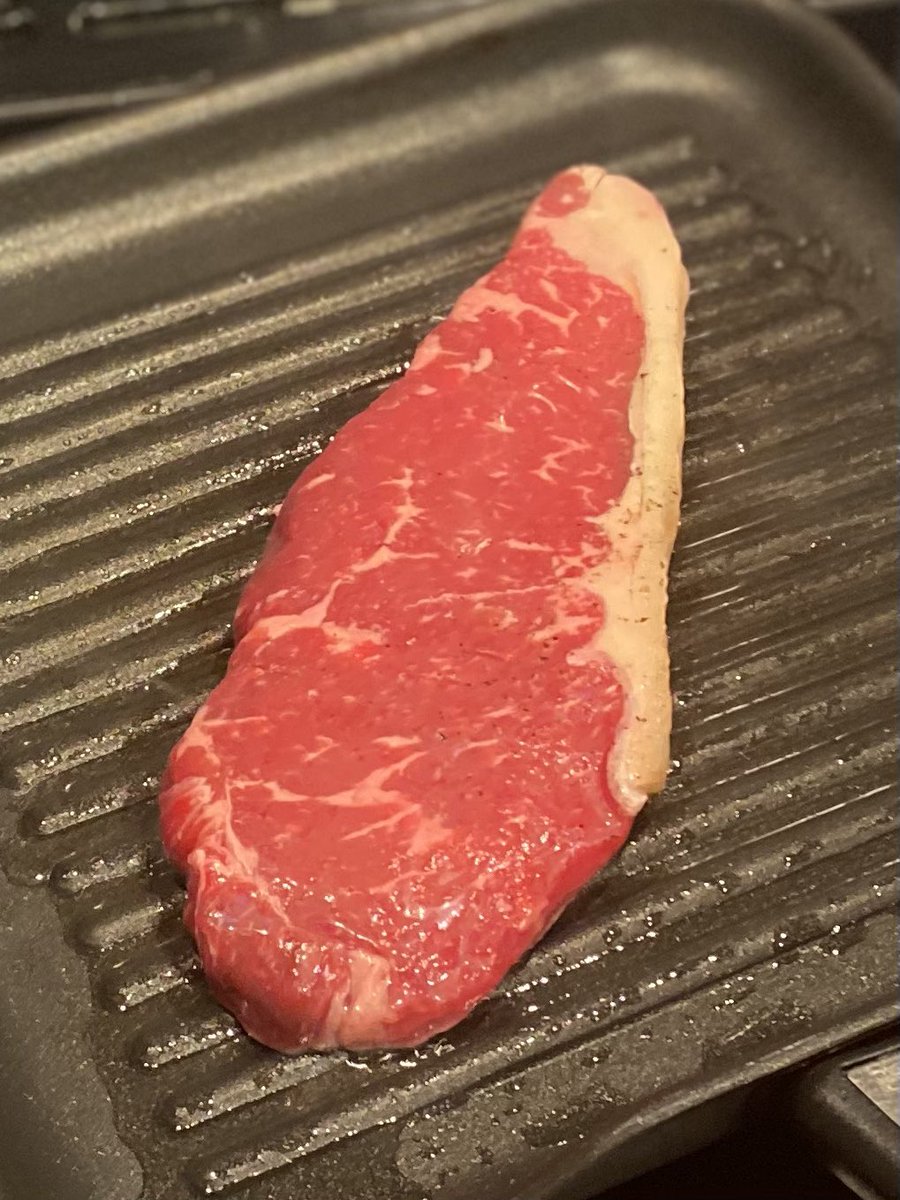 Had a delicious <a href="/Morgansbutchers/">Morgan's Country Butchers & Smokery</a> #Sirloin steak 🥩 for supper tonight … delicious locally sourced produce 👍🏻