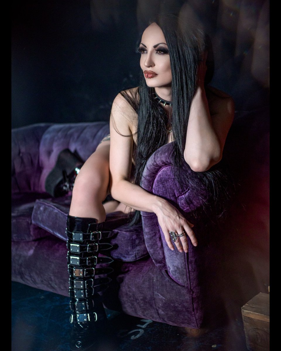 A decay of glamour, always dressed in black.

By <a href="/frankinsella/">Francis Kinsella</a>
@blkbox_ldn
<a href="/demonia/">Demonia</a>.shoes

#gothic #alternative #portrait #photography #goth #vampire #demoniashoes #demoniacult