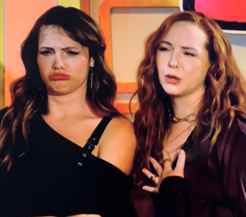 These two are so good with facial expressions. #teriah. #yr