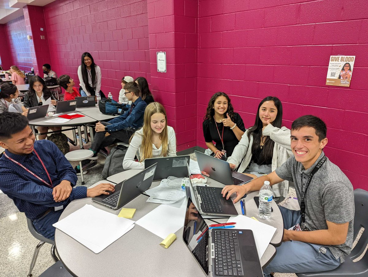 Heights debaters started off the HUDL season with lots of success! 1st Matthew G/Alex P
2nd Kaitlyn L/Kate S
3rd Jose R/Megan W
4th Alejandra C/Madison R
6th Steven G/Zach L
7th Alexa C/Brayden F
8th Lorenzo M/Andrew S

1st speaker Alex P
2nd speaker Matthew G
3rd speaker Megan W