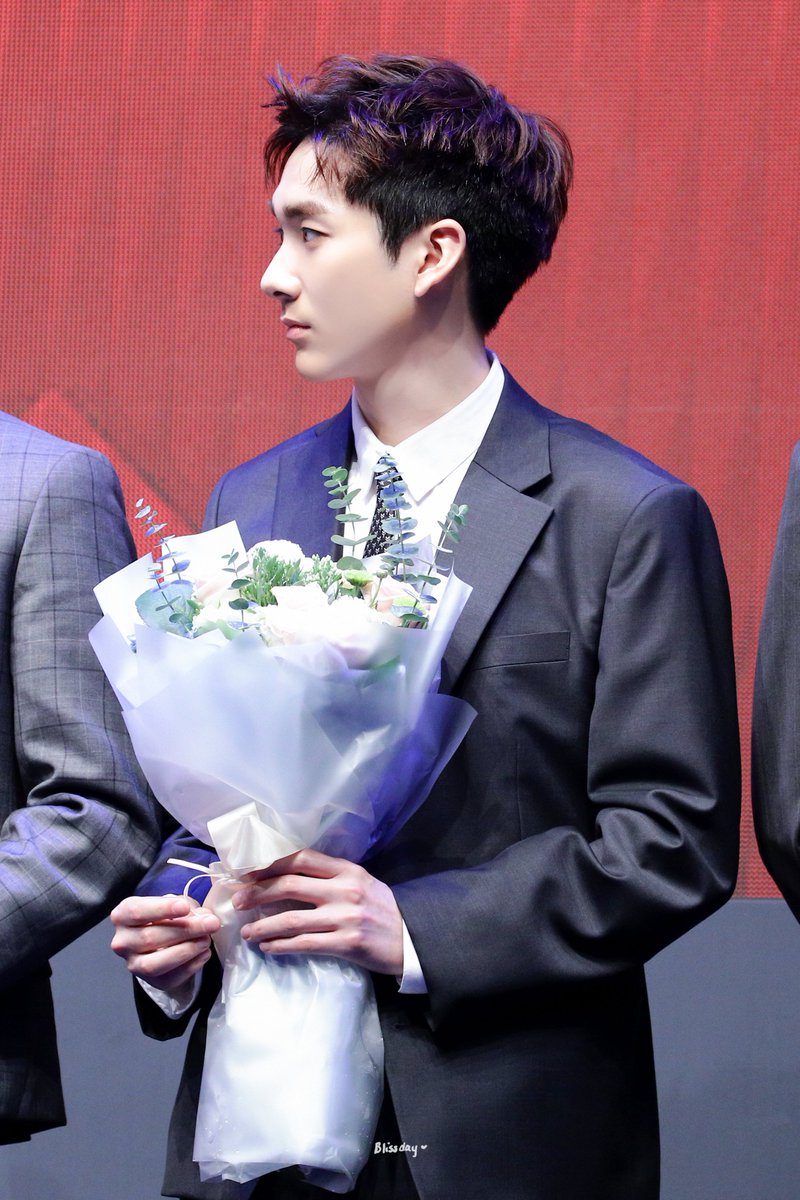aronhourly's tweet photo. #ARON #아론 #곽아론 #AARON ♡ https://t.co/fz0Ifij1S0