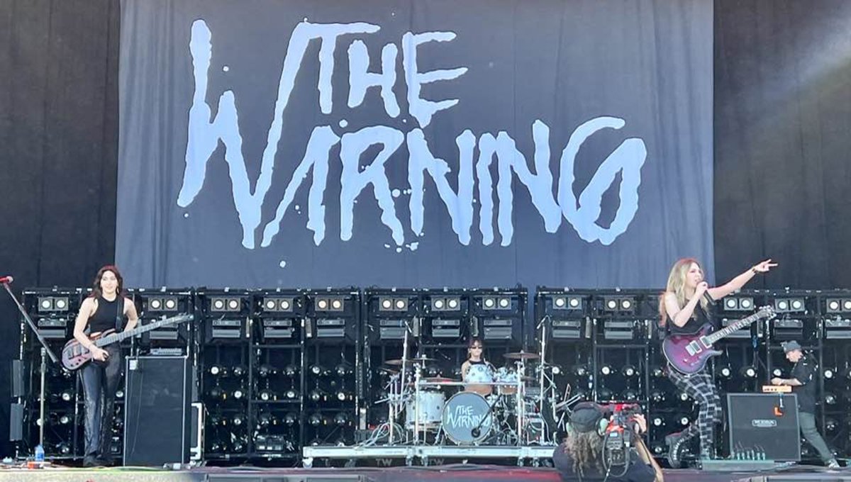 TheWarningAust's tweet photo. @TheWarningBand2 put on another great show today at @LTLFest in Louisville in front of an incredible crowd that came ready to rock out. 2/2

#TheWarning #TheWarningBand #LTLFest #DanyVillarreal #PauVillarreal #AleVillarreal #WomenThatRock #RockMusic #TheWarningArmy https://t.co/ktGIW3VvIy
