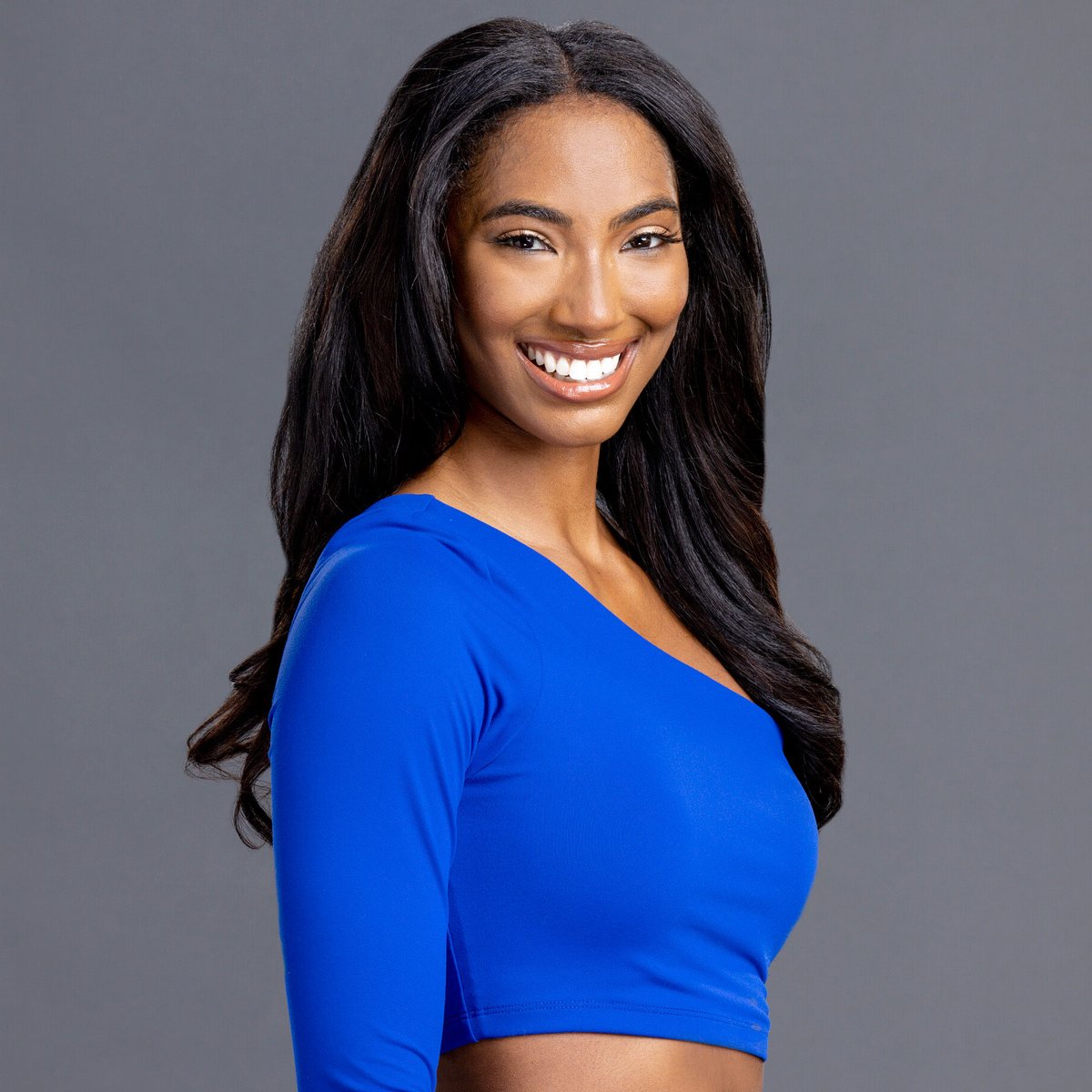 evctions's tweet photo. for the beautiful black women who deserved better, i’m so happy taylor was finally able to break the cycle. #BB24 https://t.co/uXEELR4o8Z
