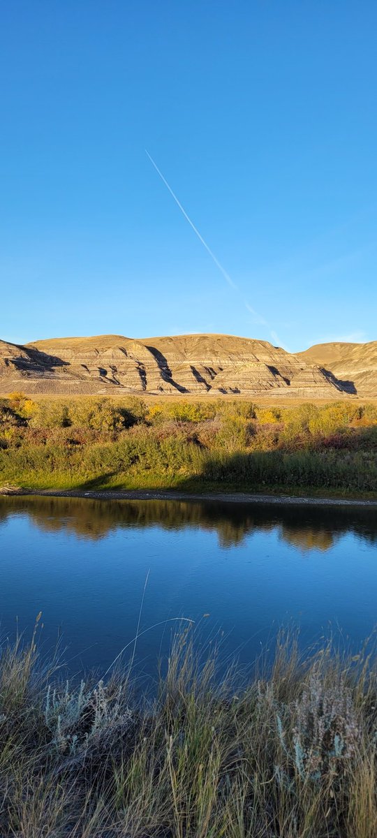 Beautiful Alberta.  Every dang day. #Albertaskies