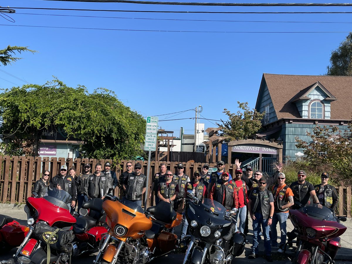 CVMA11_4's tweet photo. Chapters from around the state met up and represented at the Oyster Run in Anacortes. Can’t wait for next year!!! https://t.co/E11Kb8iKj7