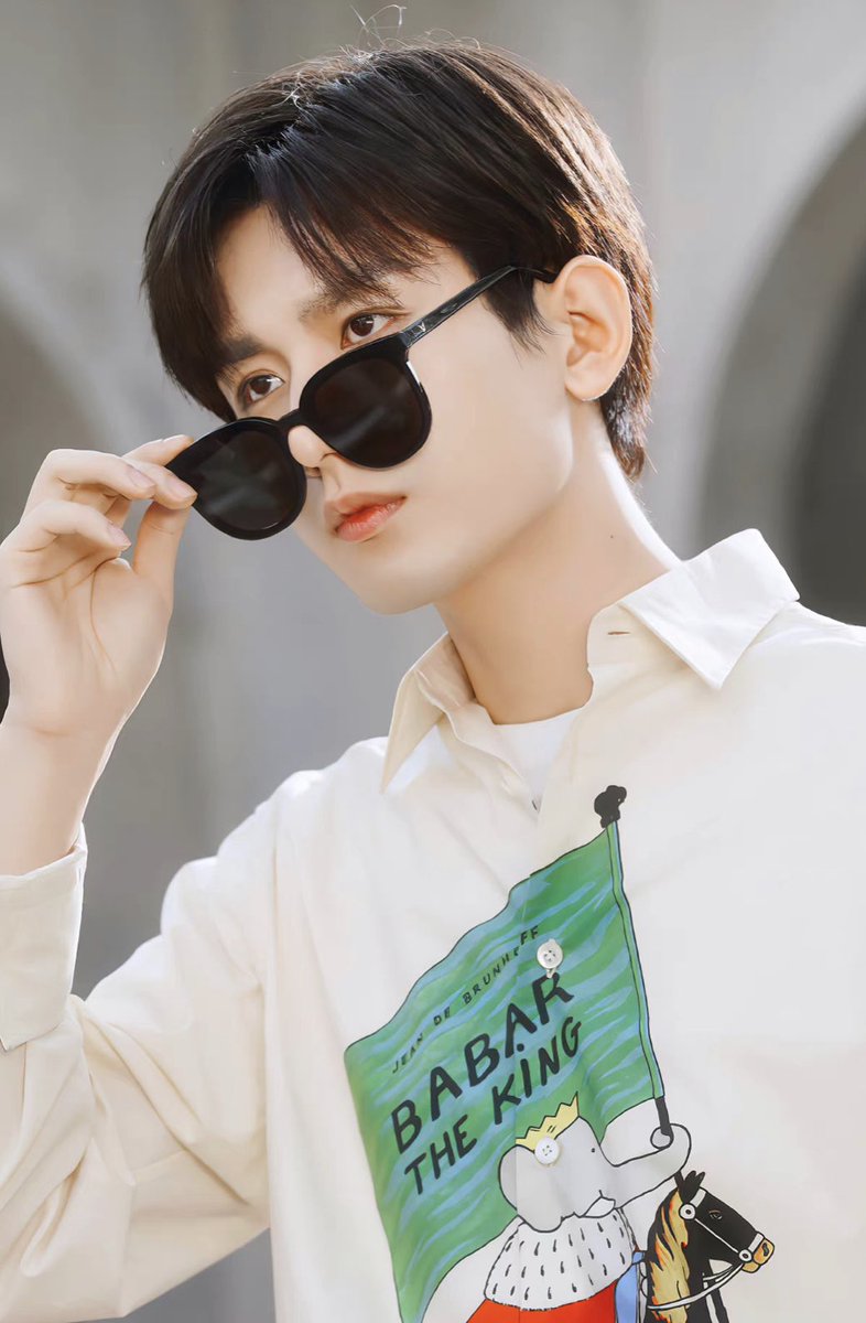 ChengYi_TiAmo's tweet photo. Went to supermarket to buy some groceries, saw this White Rabbit candy. Is it a good sign? #FuYunshen is coming soon! I hope!!
#ChengYi
#SouthWindKnowsMyMood https://t.co/XjiB0Tb9z4