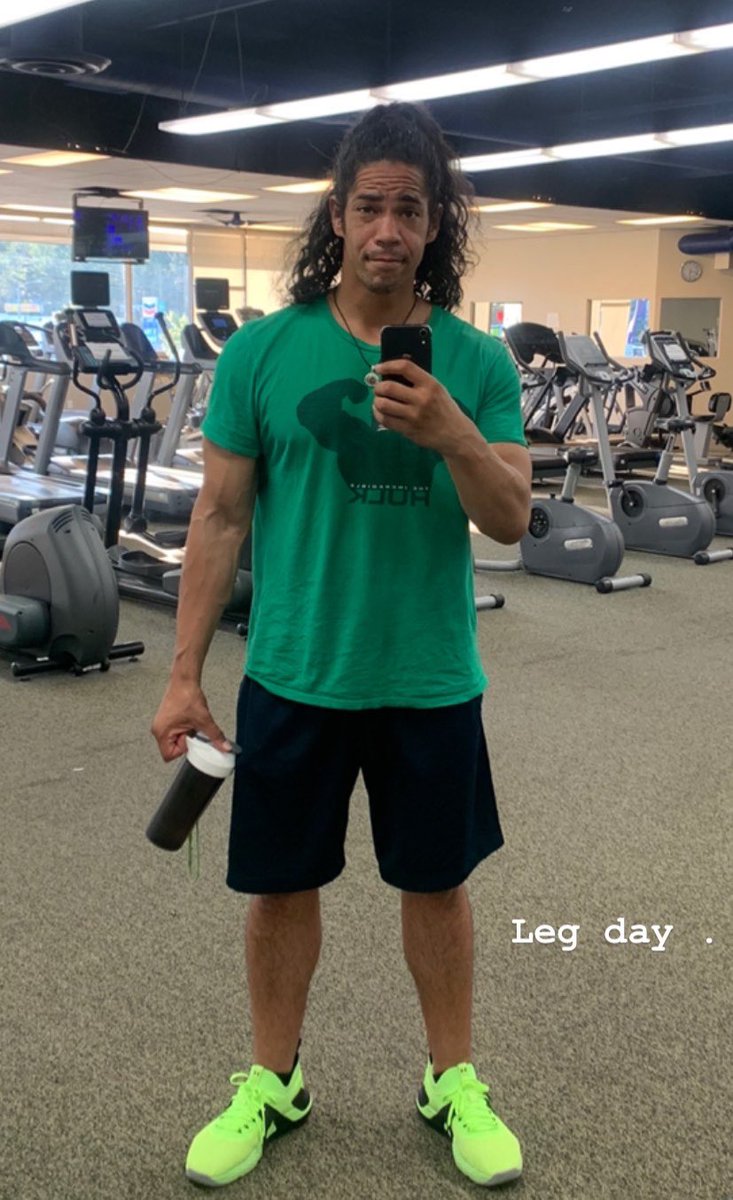 Seatrainer's tweet photo. This is a very tired human right now … That won’t stop em… I’ll sleep when I’m dead 🧐 #12daysOut. #legday https://t.co/9QXl0zqjFg