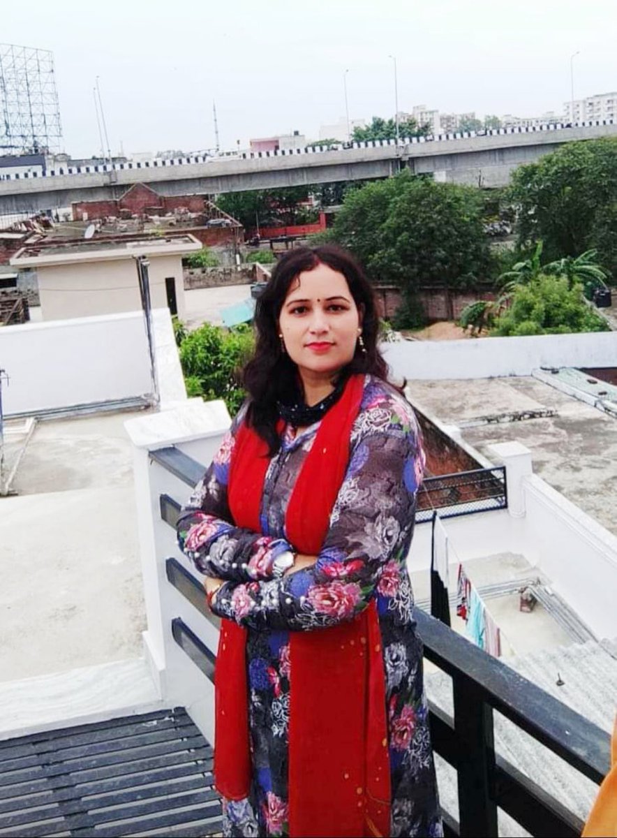 हार का स्वाद मालूम हो तो जीत हमेशा मीठी लगती है!!
 Good morning all of you ☀️