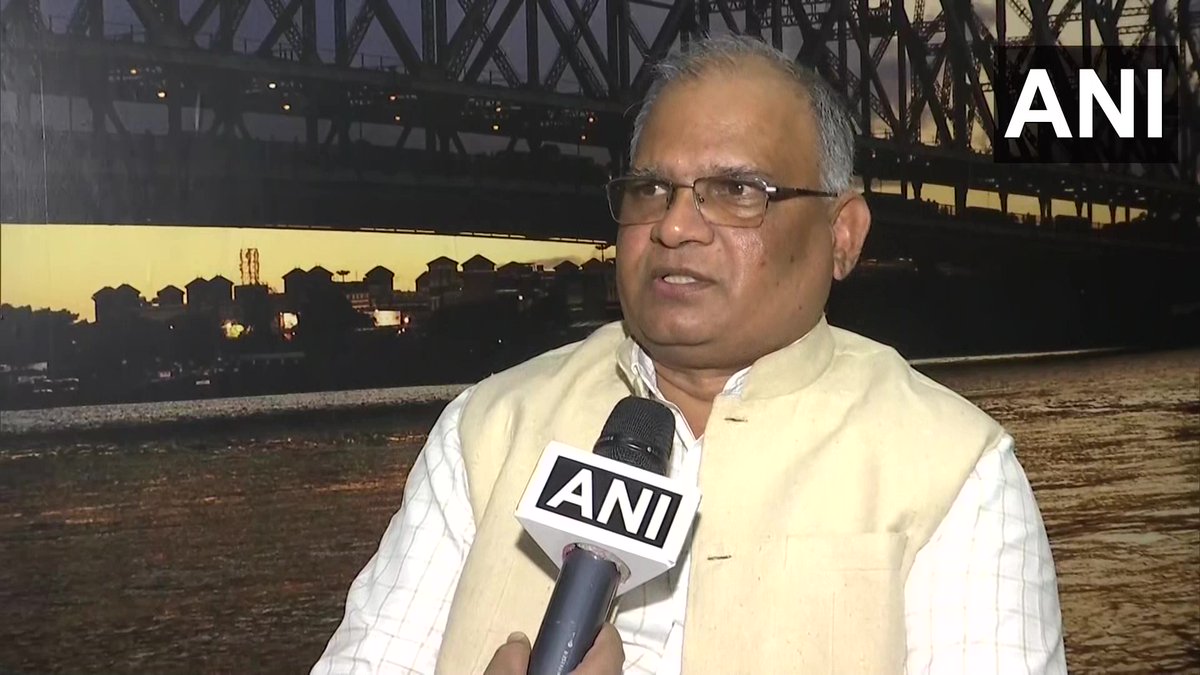 ANI's tweet photo. All the guests were invited by us. So it is wrong to say that Sadhguru and our CM entered the park and enjoyed the safari late at night. All arrangements were made and there was no way that we could take it back just because it was becoming dark: MK Yadava https://t.co/vJRb6w3QPe