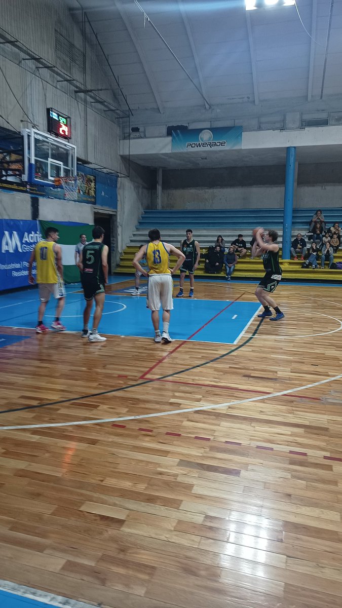 Final del tercer cuarto
APV 65
<a href="/DefeHurlingham/">DefeHurlinghamBasket</a> 49
<a href="/LigaMetroOk/">Liga Metropolitana 2021</a>