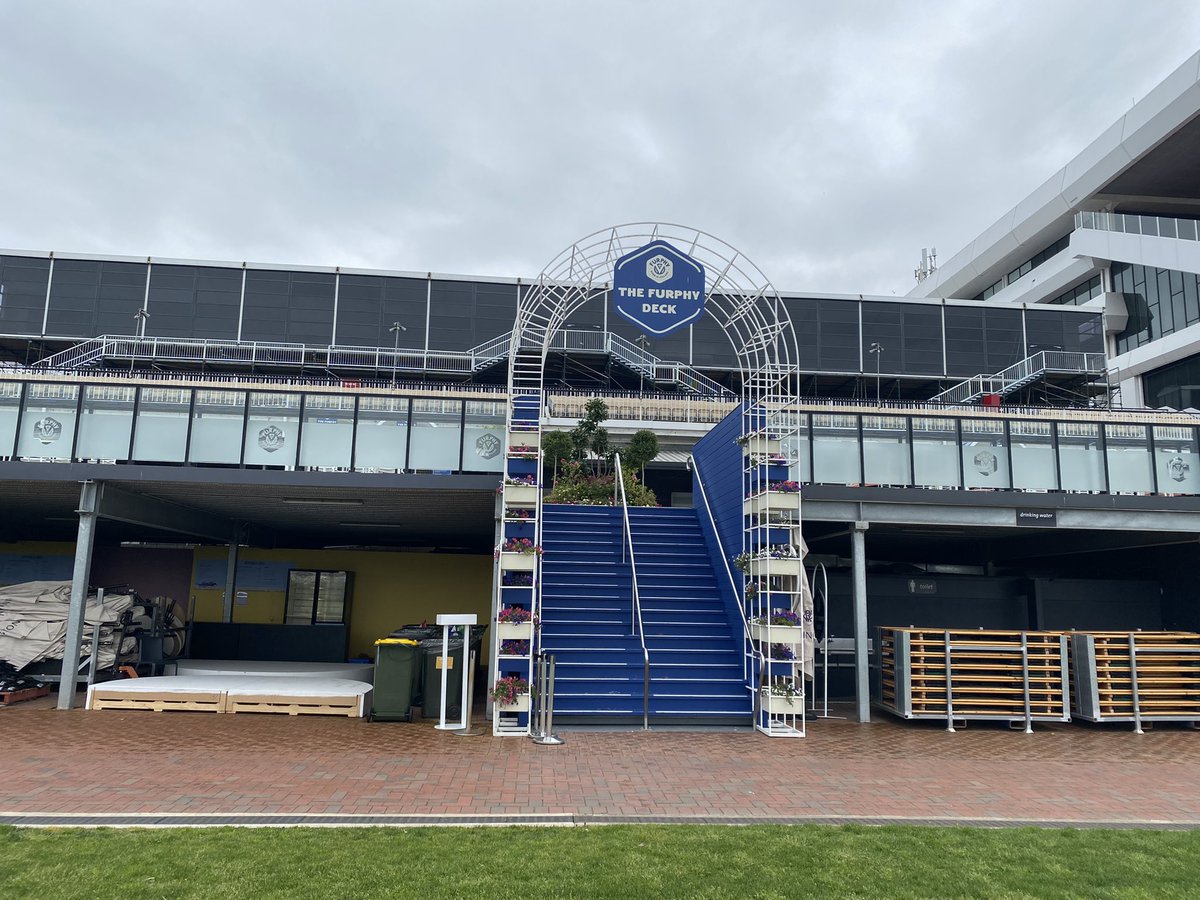 DamienRactliffe's tweet photo. Wednesday 4pm is when ticket sales end for Saturday’s Furphy Deck - TAB Turnbull Stakes day charity event for @RacingNextGen.

Weather is meant to be elite, must get your tickets now, at https://t.co/bEqgIuUEso https://t.co/h1IqVDER3b