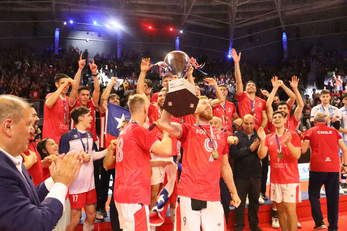 fevochi_oficial's tweet image. CHILE 🇨🇱 SE QUEDA CON EL PRIMER 🥇 LUGAR DEL CLASIFICATORIO PANAMERICANO 🏐

Los chilenos 🇨🇱 lograron vencer por 3-2 a los seleccionados argentinos 🇦🇷 en la final del torneo clasificatorio 🏐.

🏐🏐🏐🇨🇱🇨🇱🏐🏐🏐
✅✅✅✅✅✅✅✅

instagram.com/p/Ci865j4gicW/…