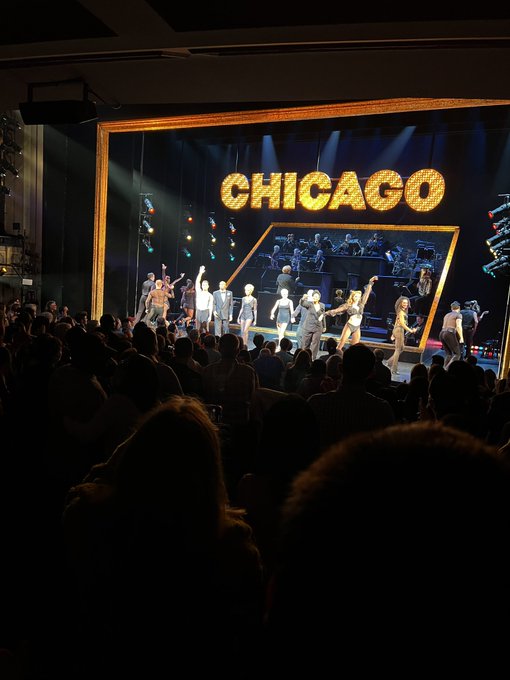 SUCH A JOY, AND INSPIRATION TO BE ABLE TO SEE THE FIRST OPENLY TRANS WOMAN IN A LEAD ROLE   @angelicaross<a href="/tag/chicagothemusical"class="tags"><span>#chicagothemusical</span></a>