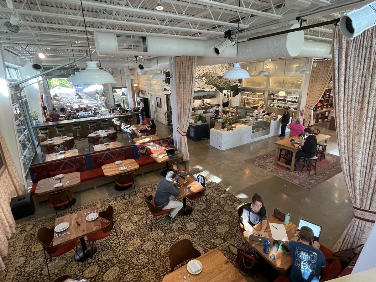 Sarah Stierch 🔥💁🏻‍♀️ 🍷🌮 tweet media