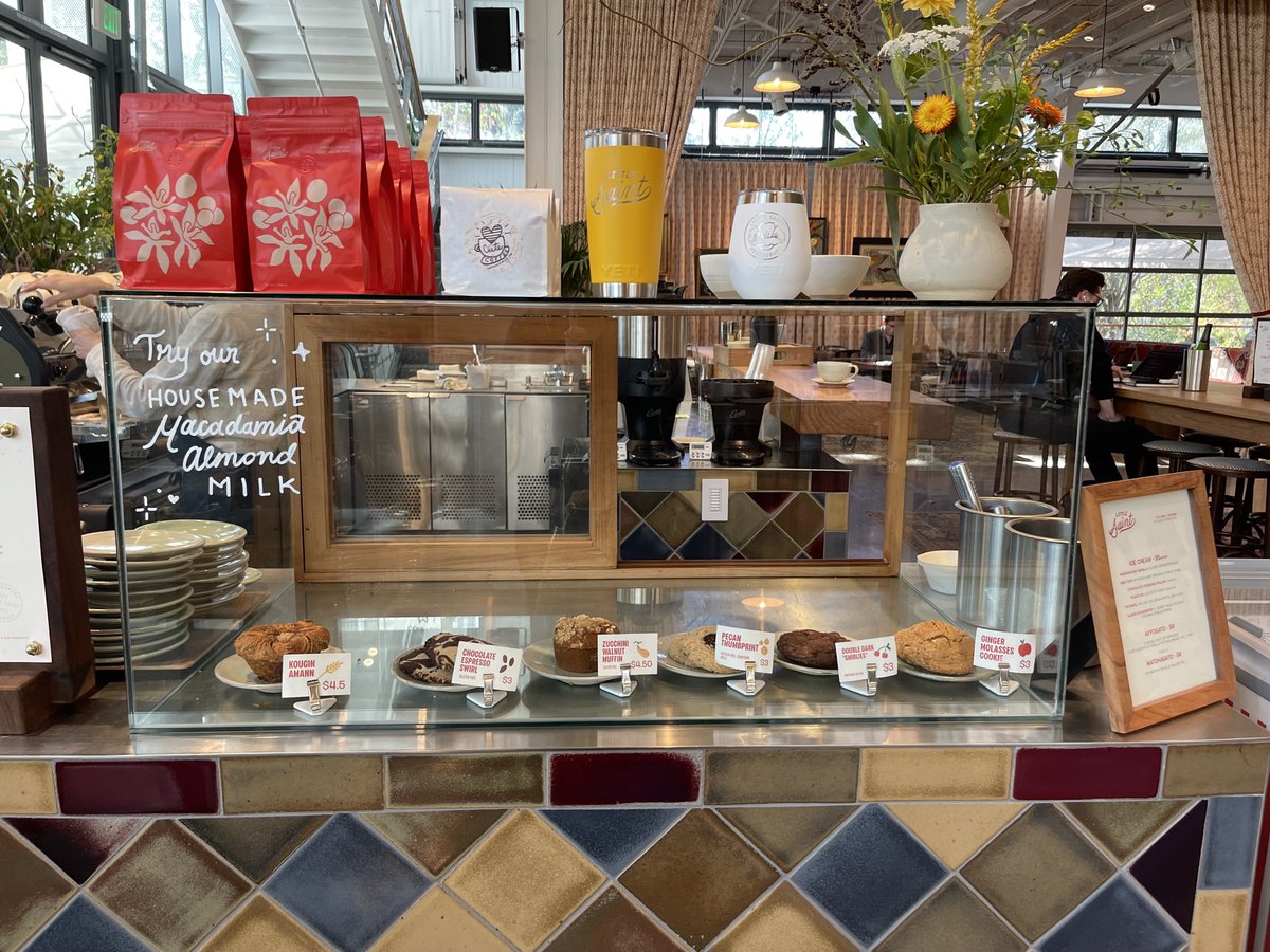 Sarah Stierch 🔥💁🏻‍♀️ 🍷🌮 tweet media