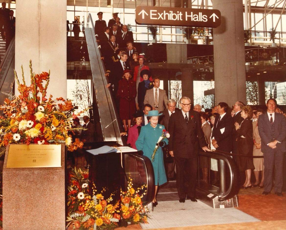 ExpositionGuru's tweet image. It was a great honour for Plum Studios - Bruce Cole to be the official photographer when Queen Elizabeth 11 opened the Metro Toronto Convention Centre