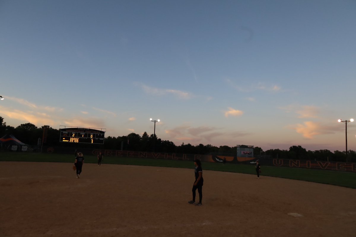 Your Lady Panthers took 1 of 3 on Saturday’s 3 game set. Fall ball has concluded and we have lots of work to do to get ready for spring. Congrats to elected captains Des, Emma Funk, and Alison! Off season is where the magic happens!
#unfinishedbusiness