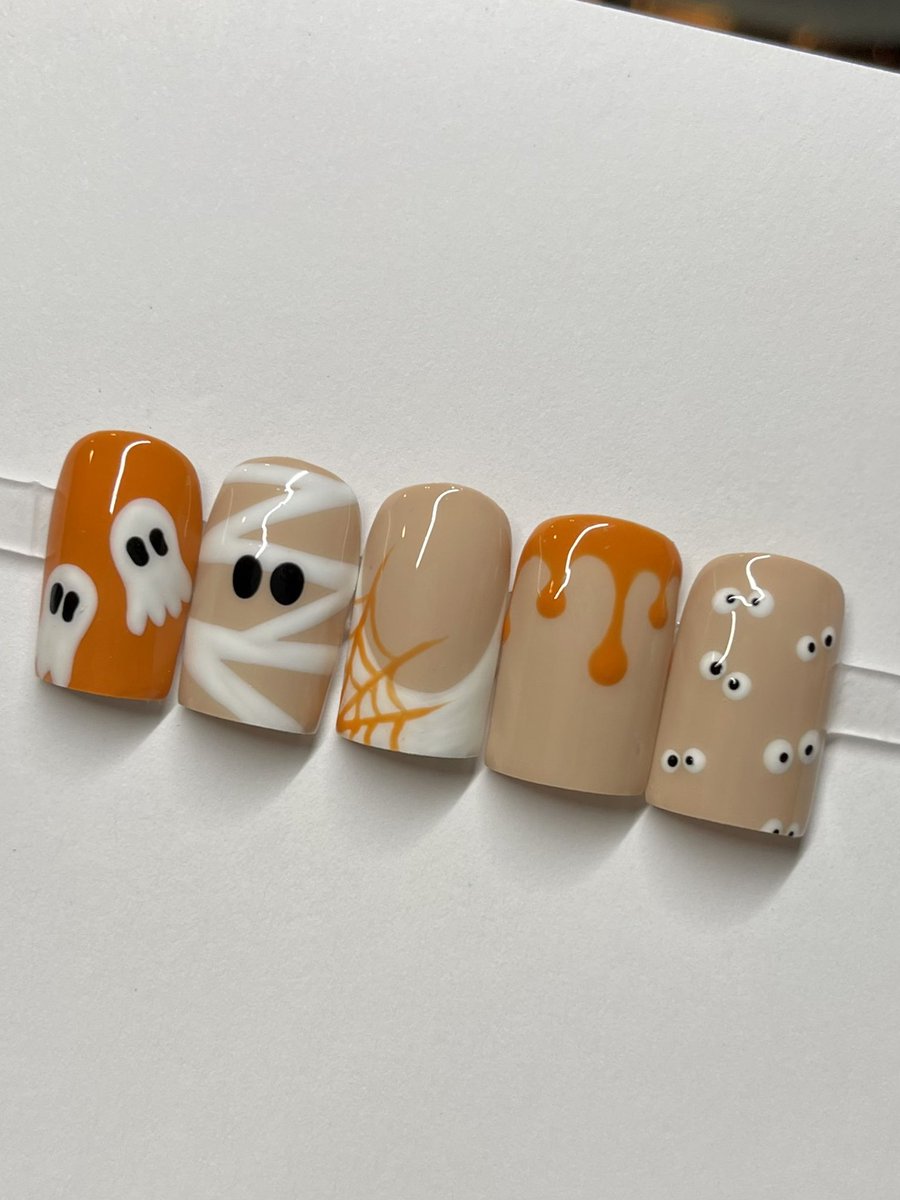 nailsXflower's tweet photo. soooky szn is here 🎃👻 #PakvsEngland #audioleak #Halloween #Halloween2022 #halloweennails #pressonnails #pressonnailbusiness #pressonnaillovers #pressonnailsforsale #pressons https://t.co/FYTBoXkiBa