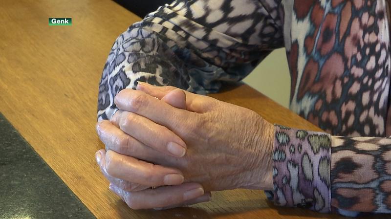 VIDEO. Politie waarschuwt voor spoofing nadat Genkse (89) opgelicht wordt voor 13.000 euro hbvl.be/cnt/dmf2022092…