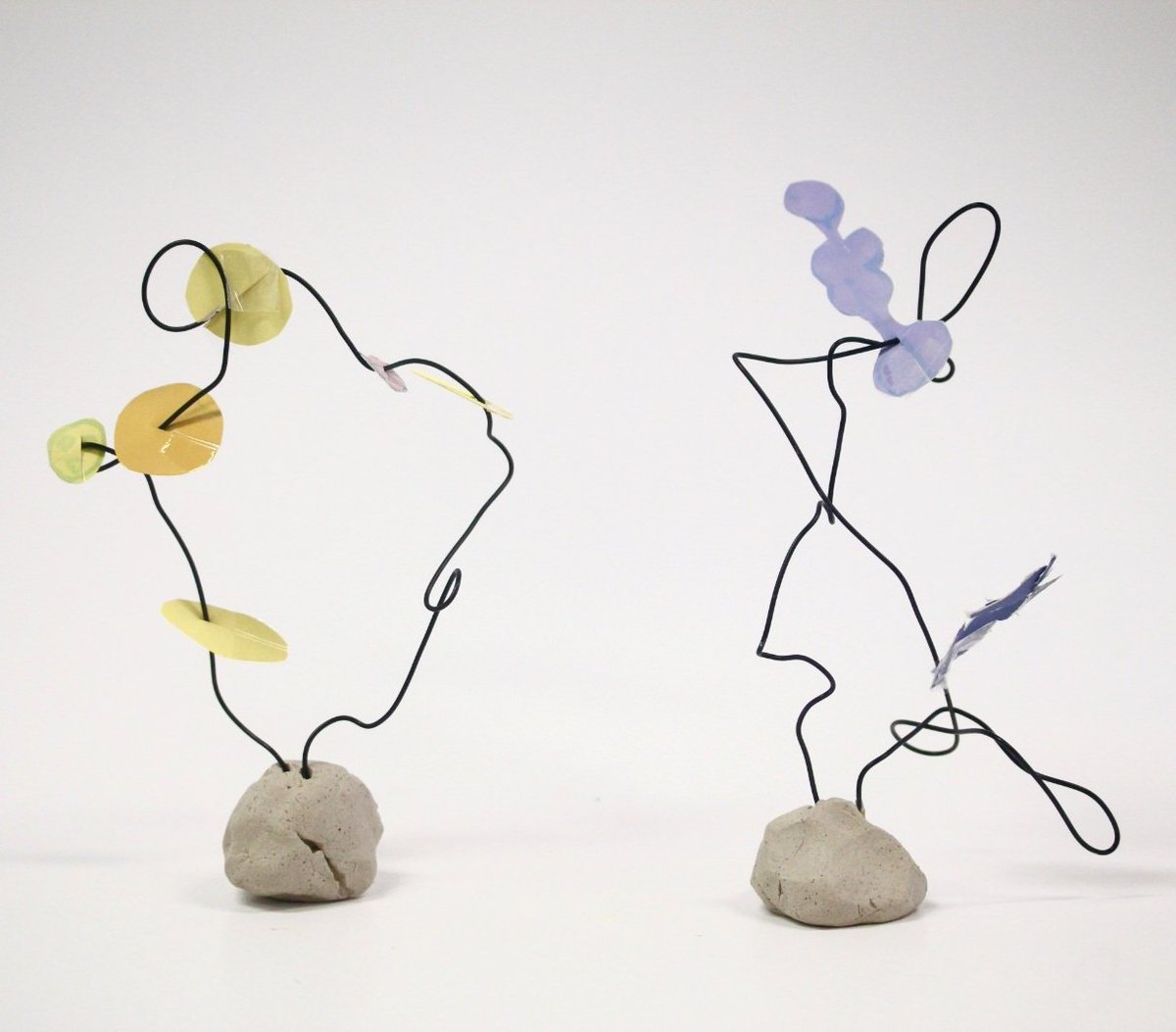 Ebony_Secombe's tweet photo. Parramatta Artists' Studios
School Holidays Workshops
✏️Drawing to Sculpture
Learn how techniques of drawing & collage can be used to make a sculpture. Led by local artist Tom Blake.
At PHIVE
⏳Book Now: https://t.co/RmEgGxVydr
#holidays #workshops #children #phive #PAS https://t.co/nhDRIKTeLl