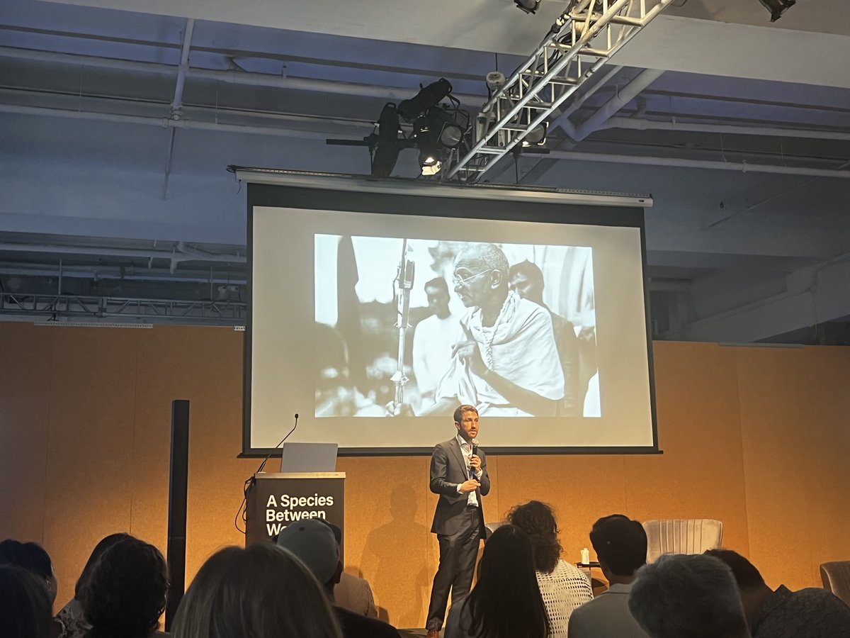 Tristan Harris tweet media