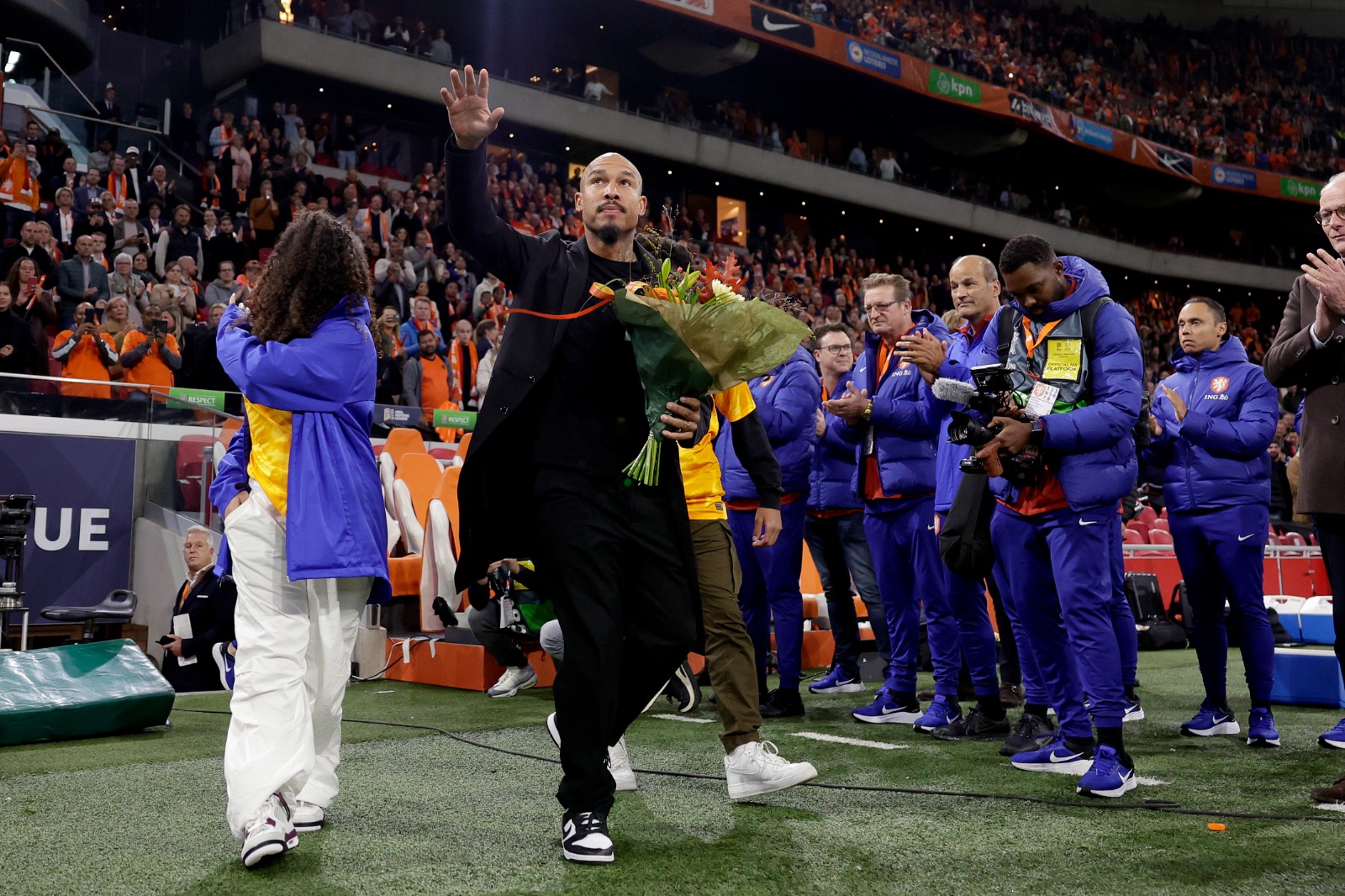 Robin van Persie (@Persie_Official) / Twitter