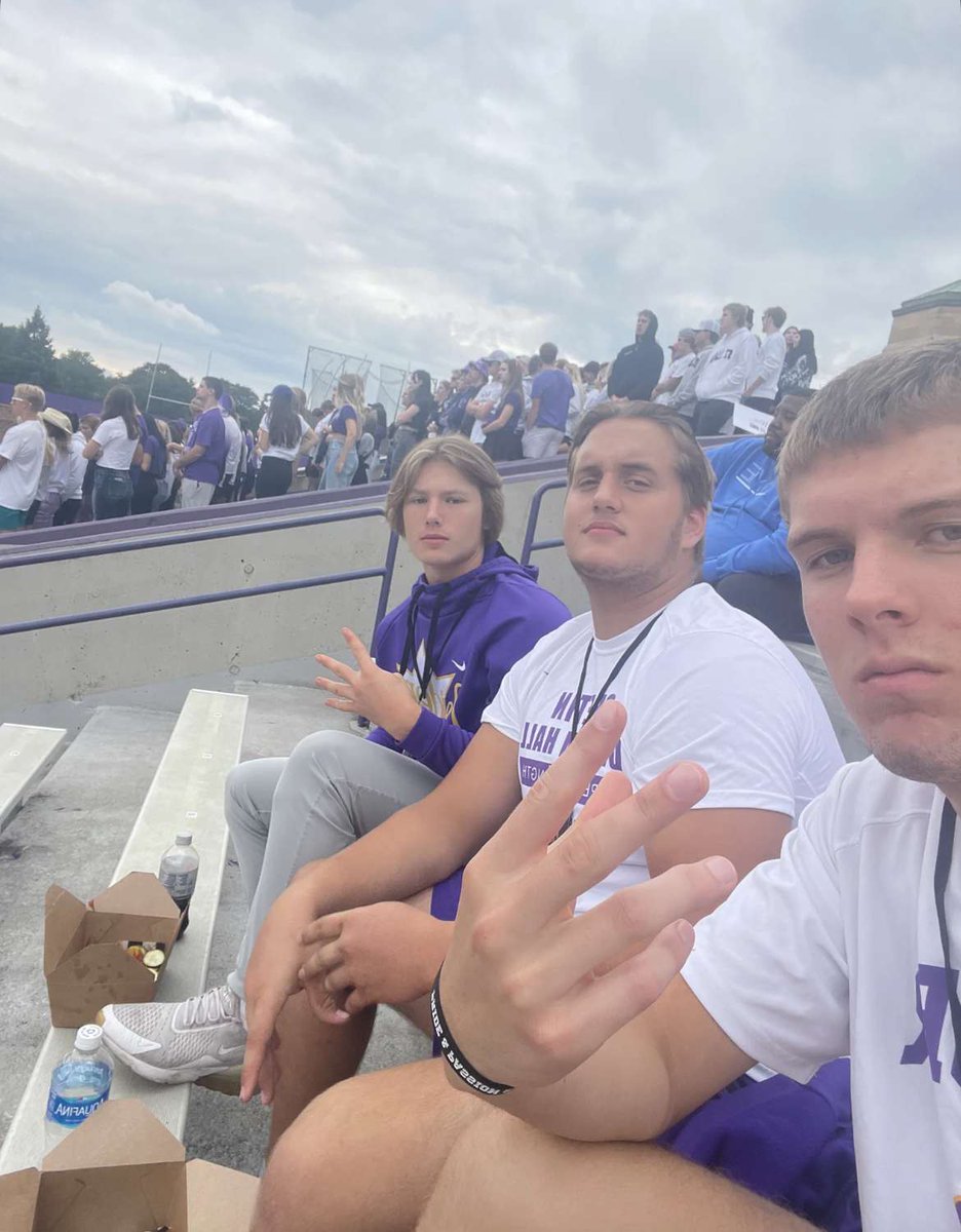 Thank you!!! <a href="/Coach_Caruso/">Coach Glenn Caruso</a> and coach @kuchinski8 for the Game day visit. The boys and I had a blast watching <a href="/UST_Football/">St. Thomas Football</a> bring home the W.