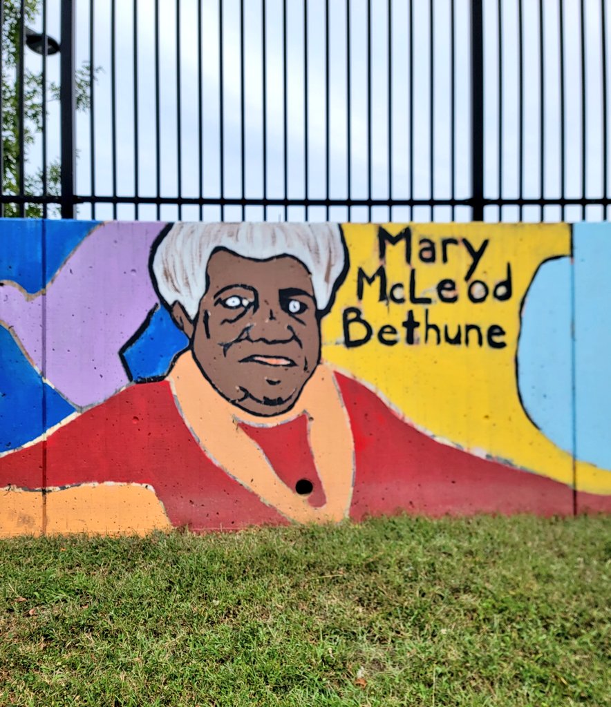 Chris_Roell's tweet photo. #bikedc #eotr #eotrdc #eastoftheriverdc #muralsdc #dcmurals https://t.co/zc5TFxplu9