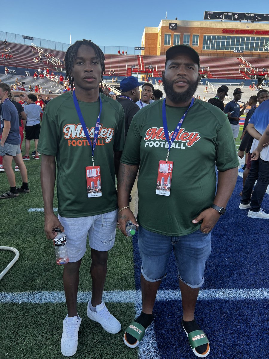 ⁦ Enjoy that ⁦<a href="/SouthAlabamaFB/">South Alabama Football 🏈</a>⁩ ❤️🤍 yesterday! ⁦<a href="/cameronkeys18/">cameron(killacam)keys🦍</a>⁩ ⁦<a href="/Gabriel_DreyUSA/">Gabriel Drey</a>⁩ ⁦<a href="/MosleyDolphinFB/">Mosley Football</a>⁩