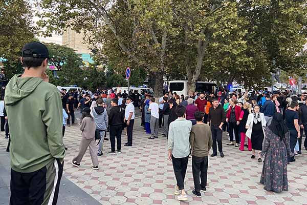 У Дагестані палять портрети Путіна і поставили Кремлю ультиматум
grebenka.com/blog/u_dagesta…