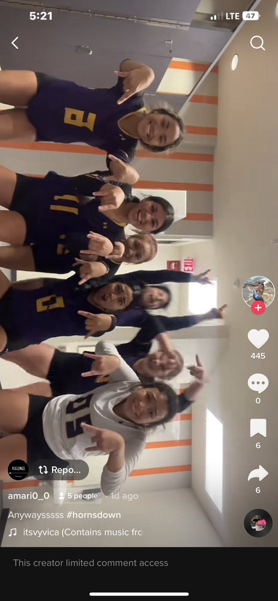 The jv bums need to get their phones taken away smh🤦🏽‍♂️ #hornsup