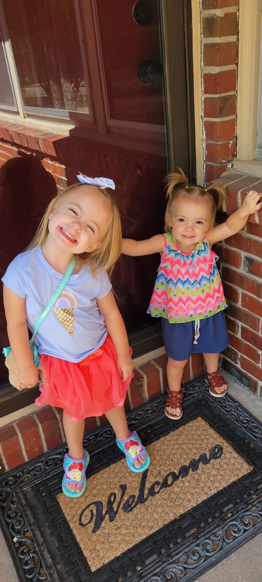 DLuckner's tweet photo. Happy daughters day to my beautiful little girls! Love you forever and always❤️ https://t.co/Mx1AW8U0YW