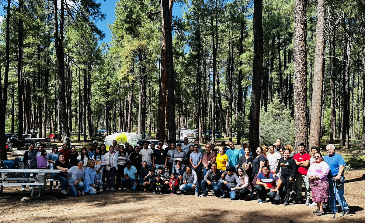 bellyjeff's tweet photo. Distrito Norte !!!! Con poder !!! #AzConference #PacificUnion 🙌🏼🙏🏼👍 https://t.co/xXrCnxvfTq