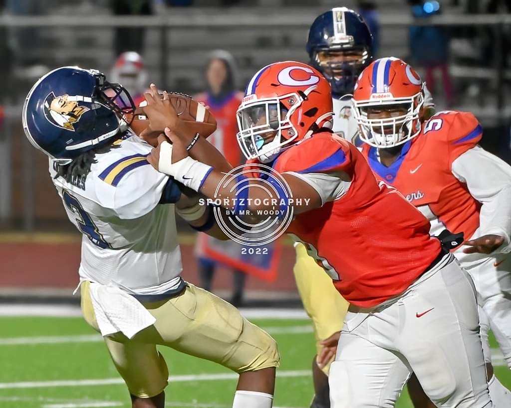 coachjocksample's tweet photo. Congratulations to Senior DL Caleb Heard for being named the Macon Touchdown Club Lineman of the Week for his performance vs Kendrick!

Caleb had 8 Total Tackles, 3 Tackles for Loss, 2 Sacks, 2 Forced Fumbles, 1 Fumble Recovery, and 1 Touchdown.

Congratulations Caleb! https://t.co/u3ePMm8k2M