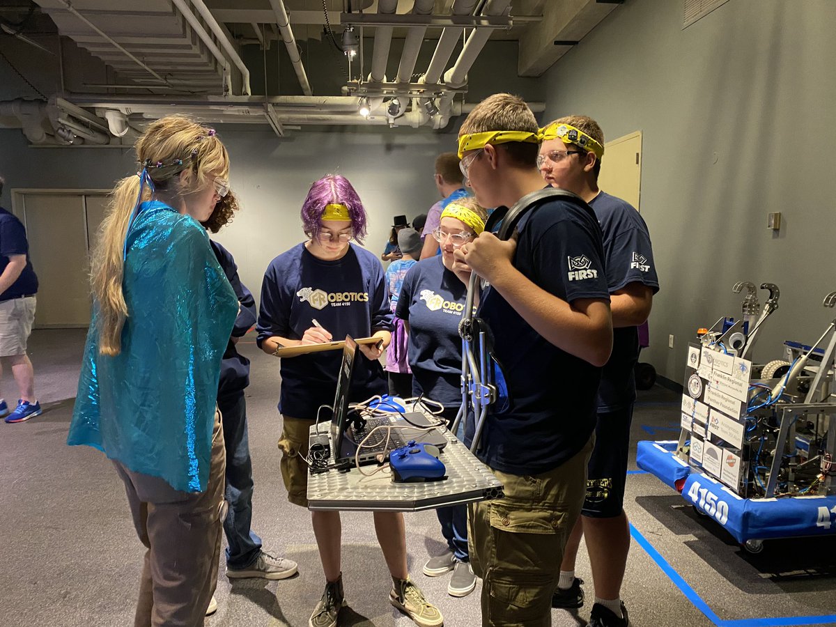 frobotics4150's tweet image. We had a great day at the Curiosity Open! 🤖🎉 #morethanrobots #omgrobots @FRCTeams
