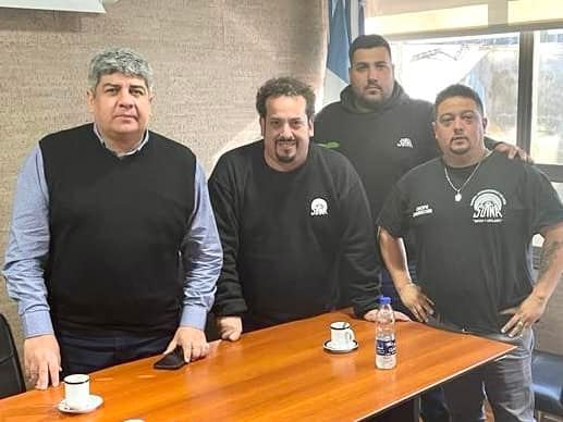 nachomdeo's tweet photo. ¿Cuál es el motivo por el cual el clan Moyano apoya el cierre de fábricas de neumáticos? Suena raro siendo un gremio de camioneros
La duda se resuelve al conectar hechos mafiosos aparentemente inconexos https://t.co/dj7Brfb6hv