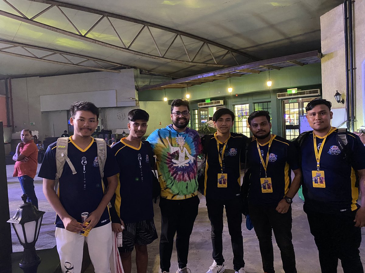 ChetriNishaant's tweet photo. First lan went great as a team…….
Not the results that we wanted but its all good we take it as a learning experience .
We have come far from bring a group of friends playing to coming top 4 in an national college event https://t.co/iqwLsbBhgk