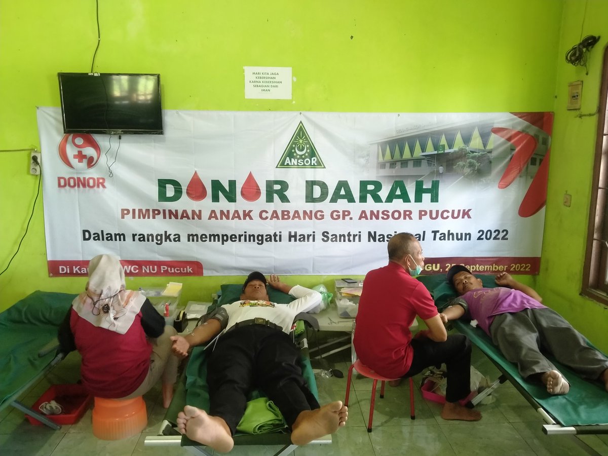 Gpansorpucuk's tweet photo. Shodaqoh itu mudah dan murah. Cukup dengan tidak takut jarum donor (bukan hadist)

#shodaqohitumurahmeriahbukan?
#bangkitlahbangkitputerapertiwi https://t.co/1m9m8vZ5NX