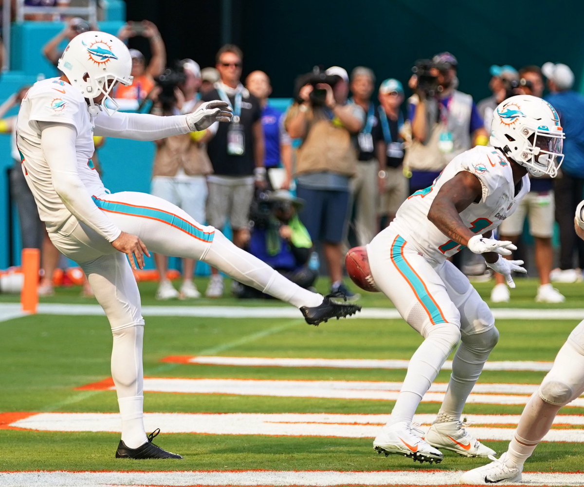 #MiamiDolphins #ButtPunt 
Photo: <a href="/JasenVinlove/">Jasen Vinlove</a>