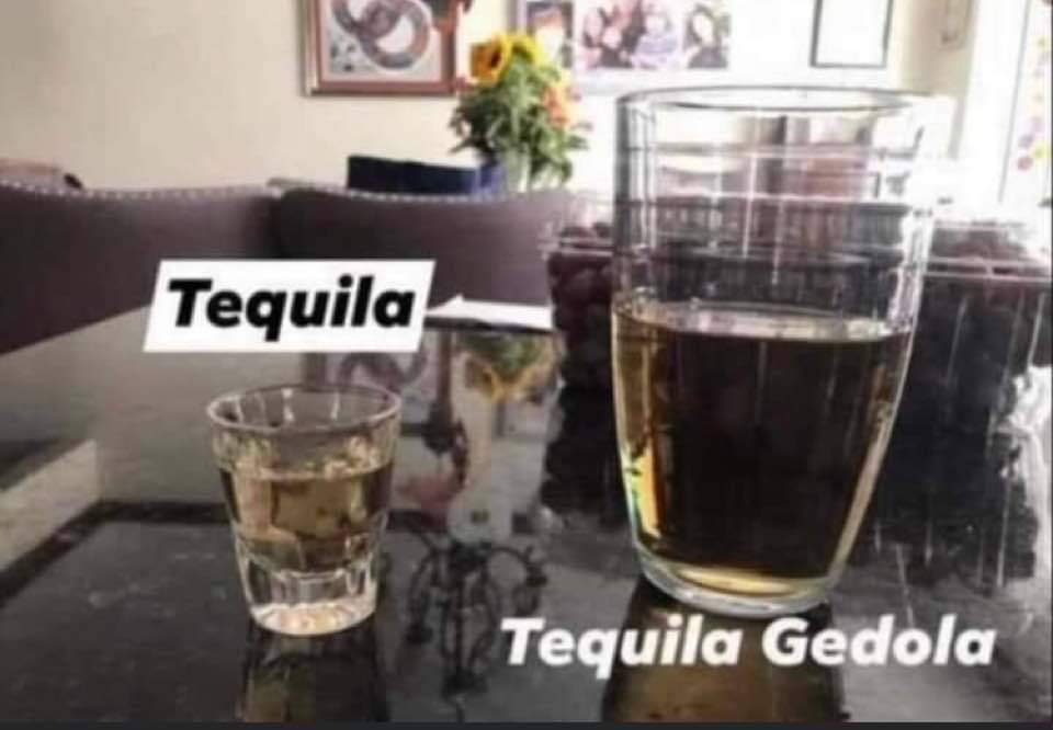 Here is new pun for a New Year. To our Jewish tea loving  friends celebrating Rosh Hashanah, may it be a sweet one. 

Shanah Tovah!

If you need some honey tea, AraMINTa and TEiego both have honey.

#roshhashanah #honey #puns #tea #ifyouknowyouknow