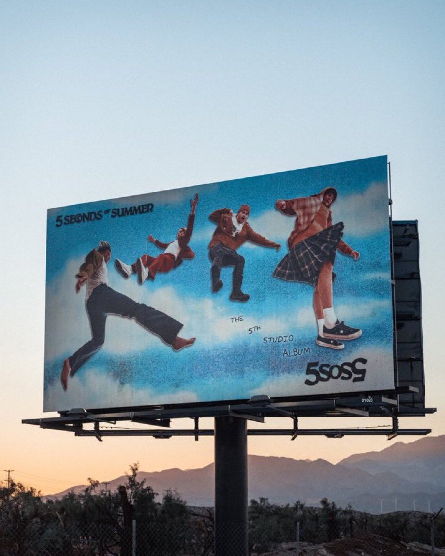 unpredictacal's tweet photo. obsessed with the 5SOS5 promo thus far #5SOS5 https://t.co/XhyLDDAxWW