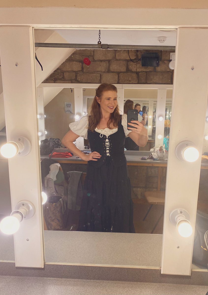 Emily Jane Brooks tweet media