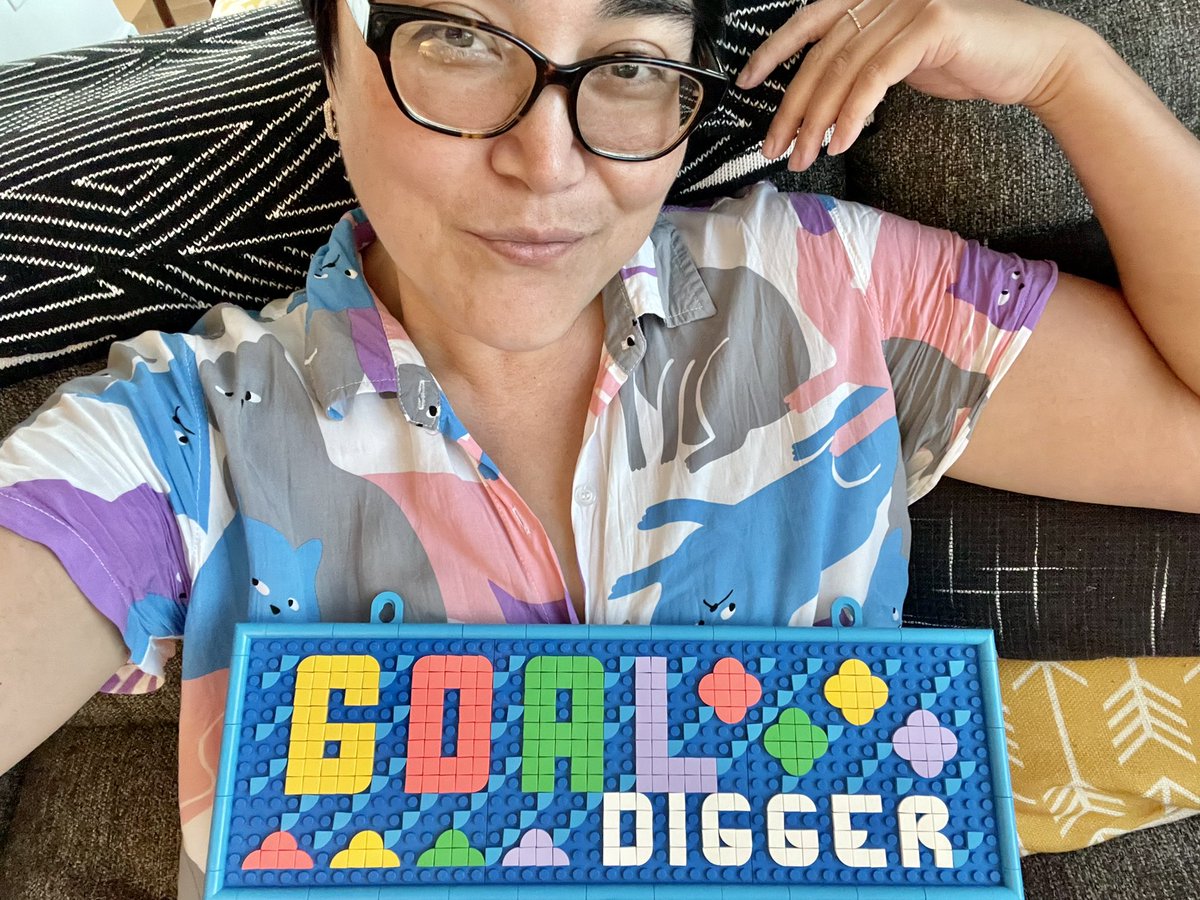 fumikochino's tweet photo. Sunday crafts. #weekendsinNYC

There's a new army of #womeninMedicine #womeninLeadership who got mad hustle. Ambition, goals, and drive all the way. #GOALDigger "Get down girl, go'n 'head get down" https://t.co/wNIYyvDw2X