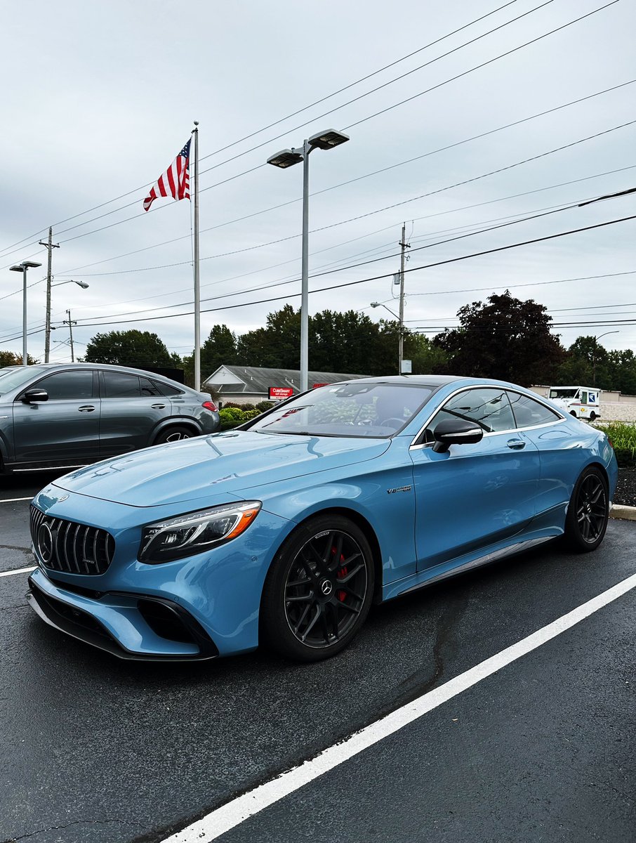 JoeW6_'s tweet photo. 1/1 China Blue S63 Coupe https://t.co/YRDGDryIWj