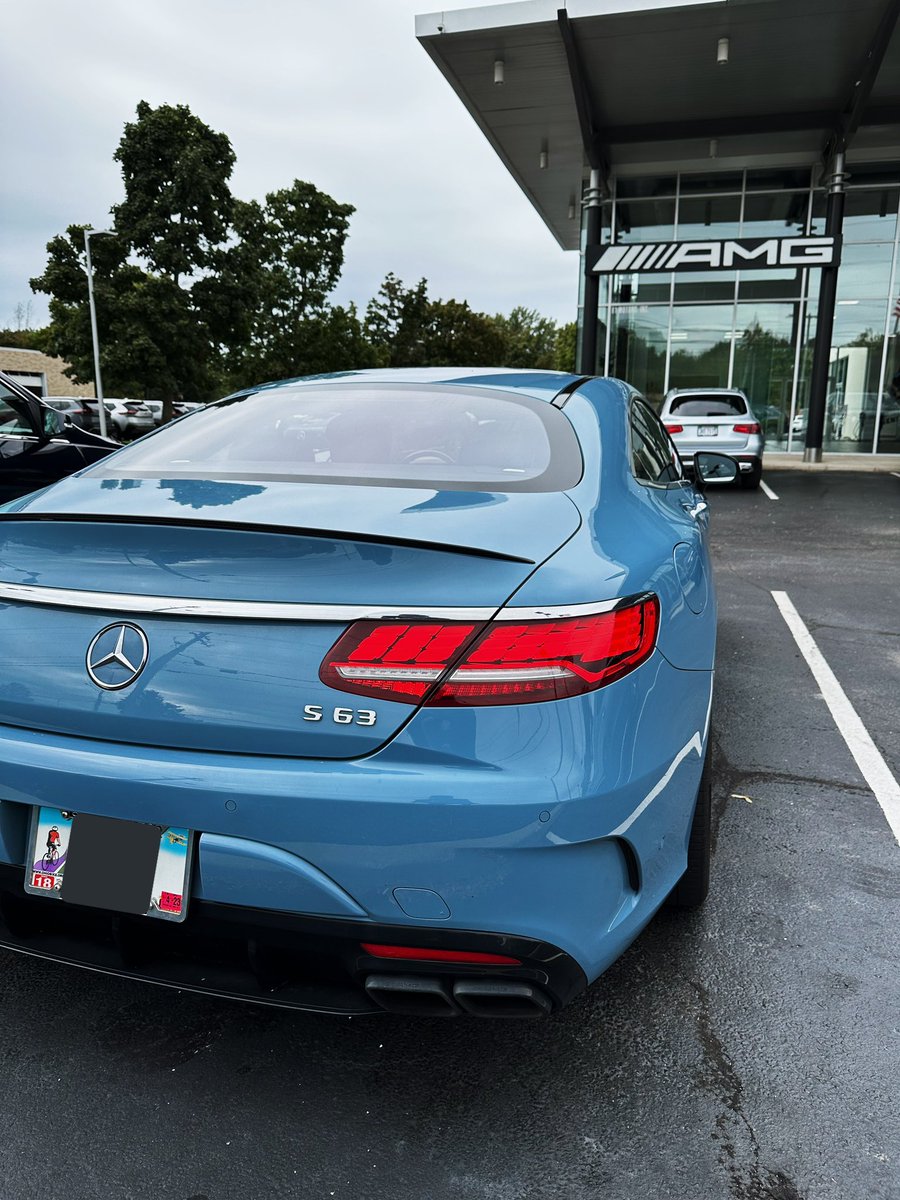JoeW6_'s tweet photo. 1/1 China Blue S63 Coupe https://t.co/YRDGDryIWj