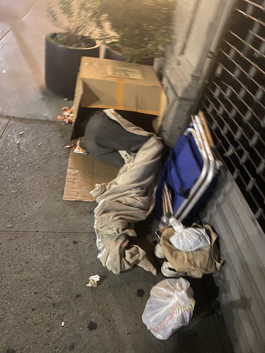 NICKBKNYUSA's tweet photo. These days people are fond of calling everything a “humanitarian crisis” but we have one right here in NYC. Sometimes the “why”must take a backseat to “what” we can do to provide direct relief. Pleased to go out with @HCBOC and FatherGerasimos Makris on the #MidnightRun! https://t.co/AAuXdC0it6