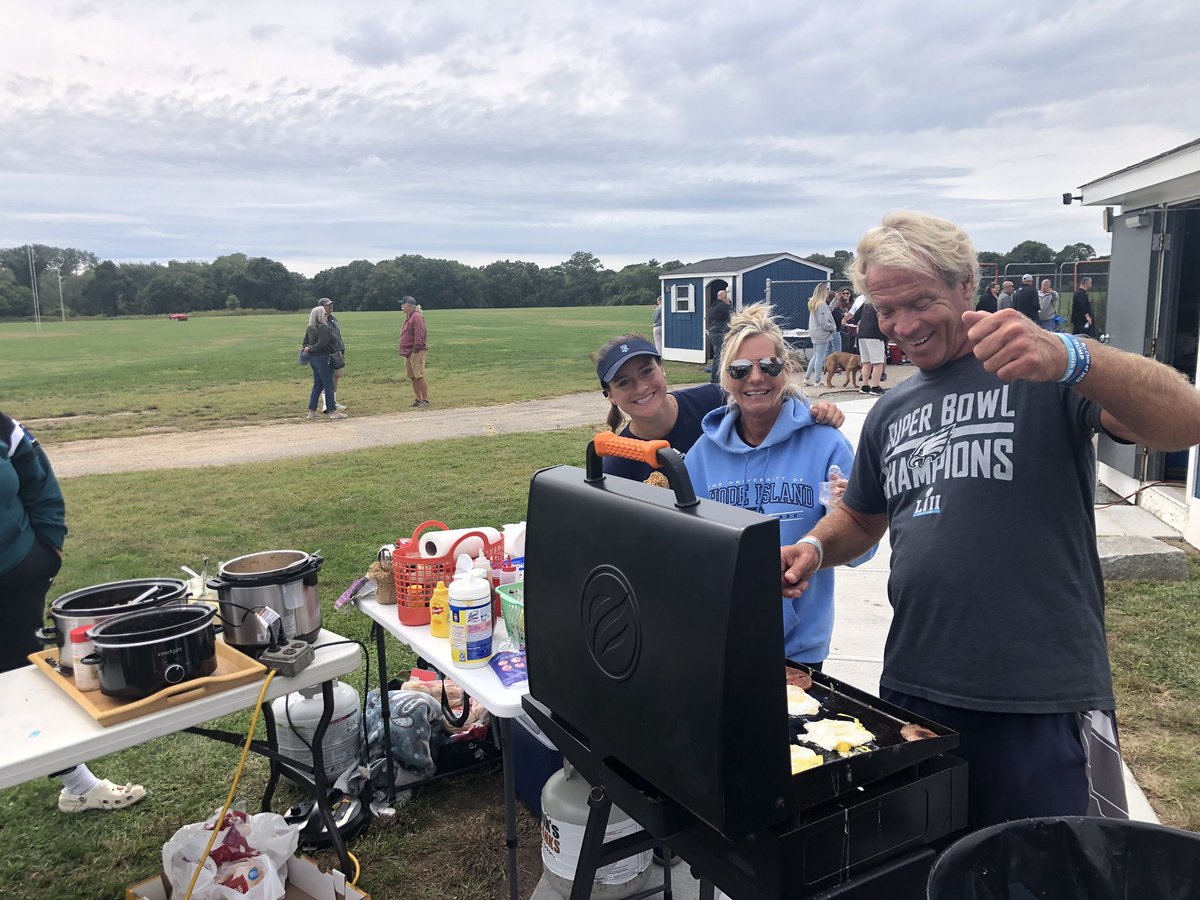 What a great weekend for Rhody Softball! Thank you to our family and friends for your support!

Happy Birthday Coach Whitney <a href="/CoachWhitSB/">Whitney Mollica Goldstein</a> ! It was quite the birthday weekend 

🥎 4 wins
🥎 Scored 43 runs, giving up 5
🥎 Had fun, played hard
🥎 Great time with our friends &amp; family