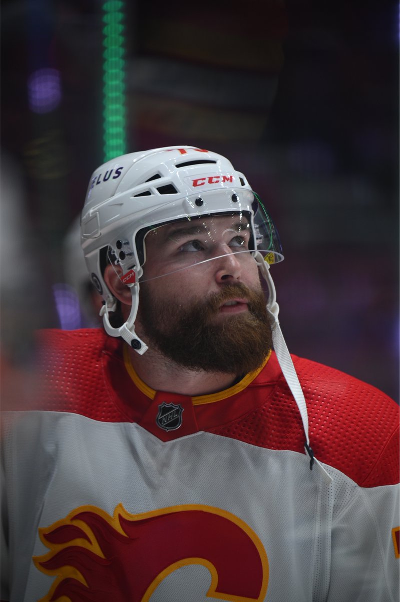 NHLFlames's tweet photo. Exquisite beard, exquisite goal from Mitch McLain. https://t.co/BldkuJHpho